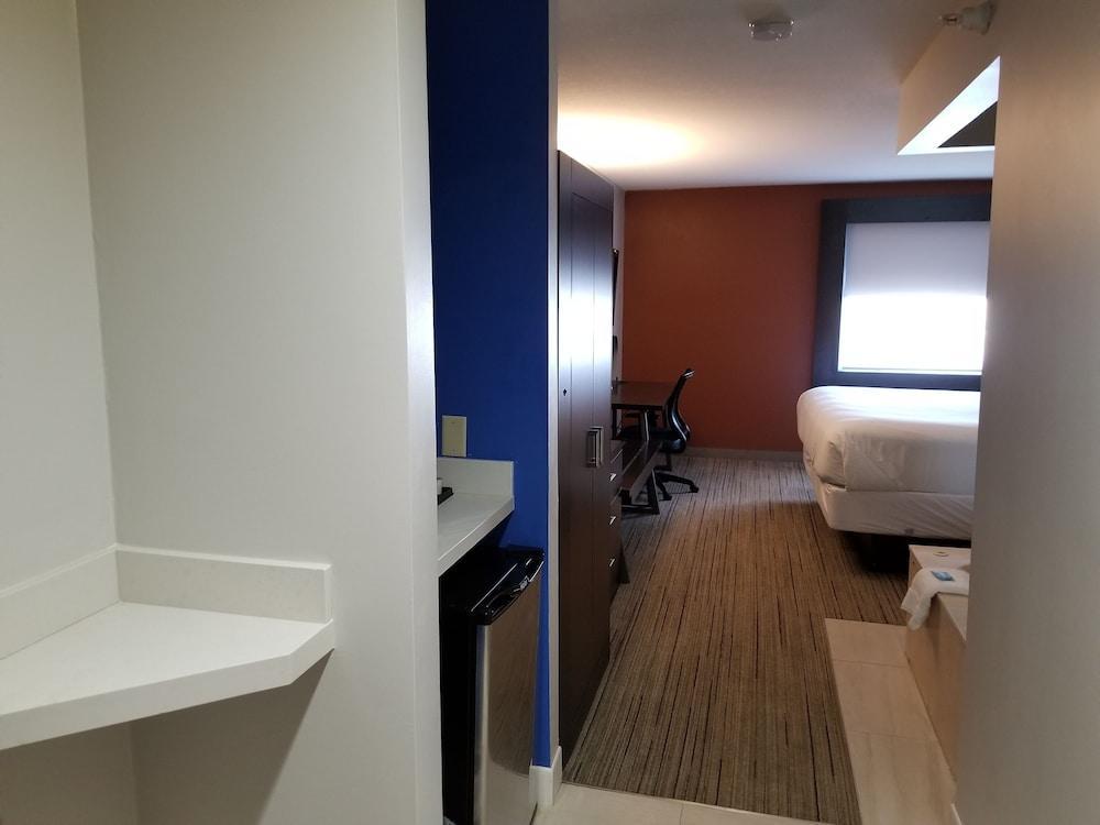 Holiday Inn Express Birch Run-Frankenmuth Area By Ihg Esterno foto