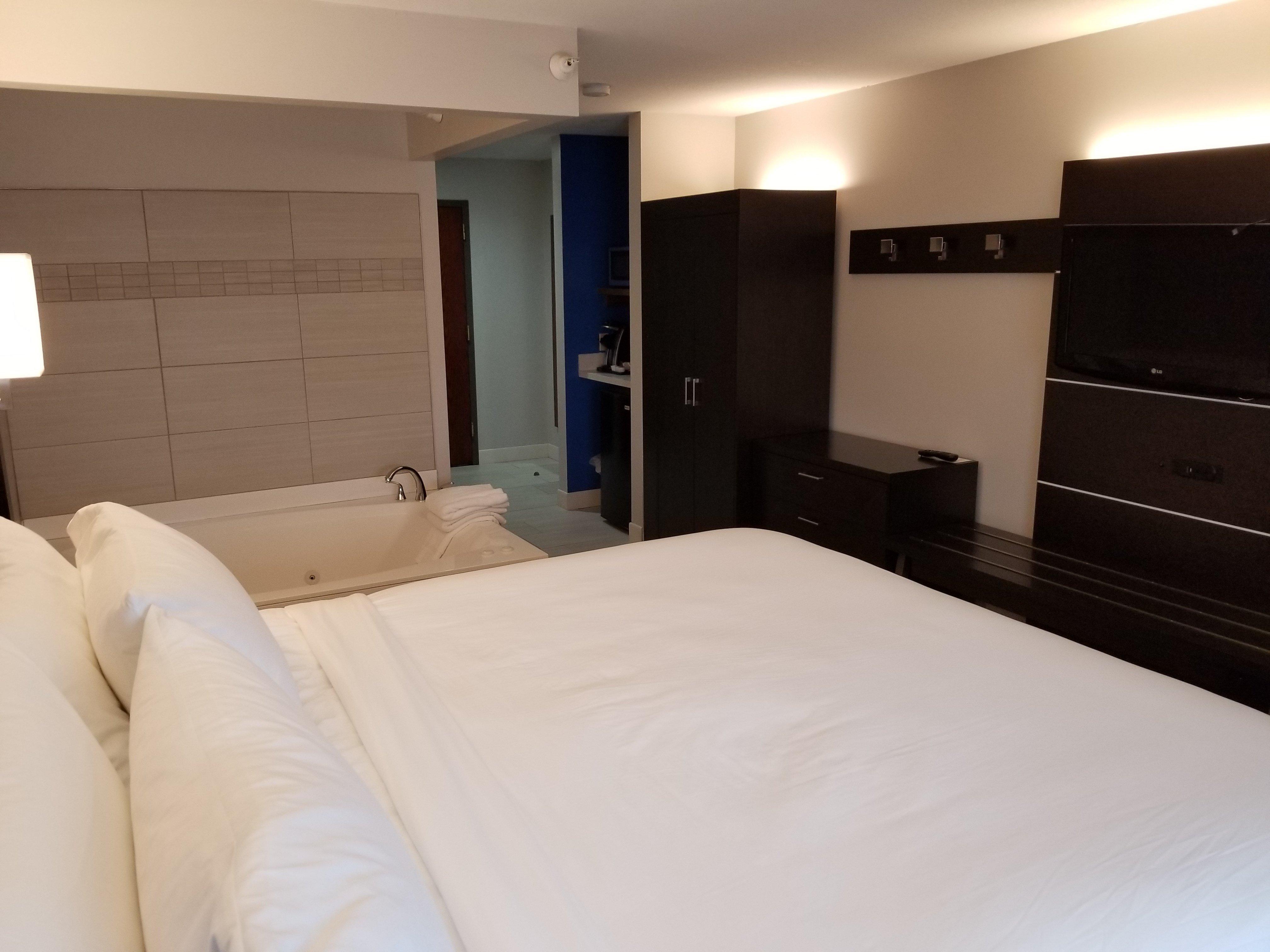 Holiday Inn Express Birch Run-Frankenmuth Area By Ihg Esterno foto