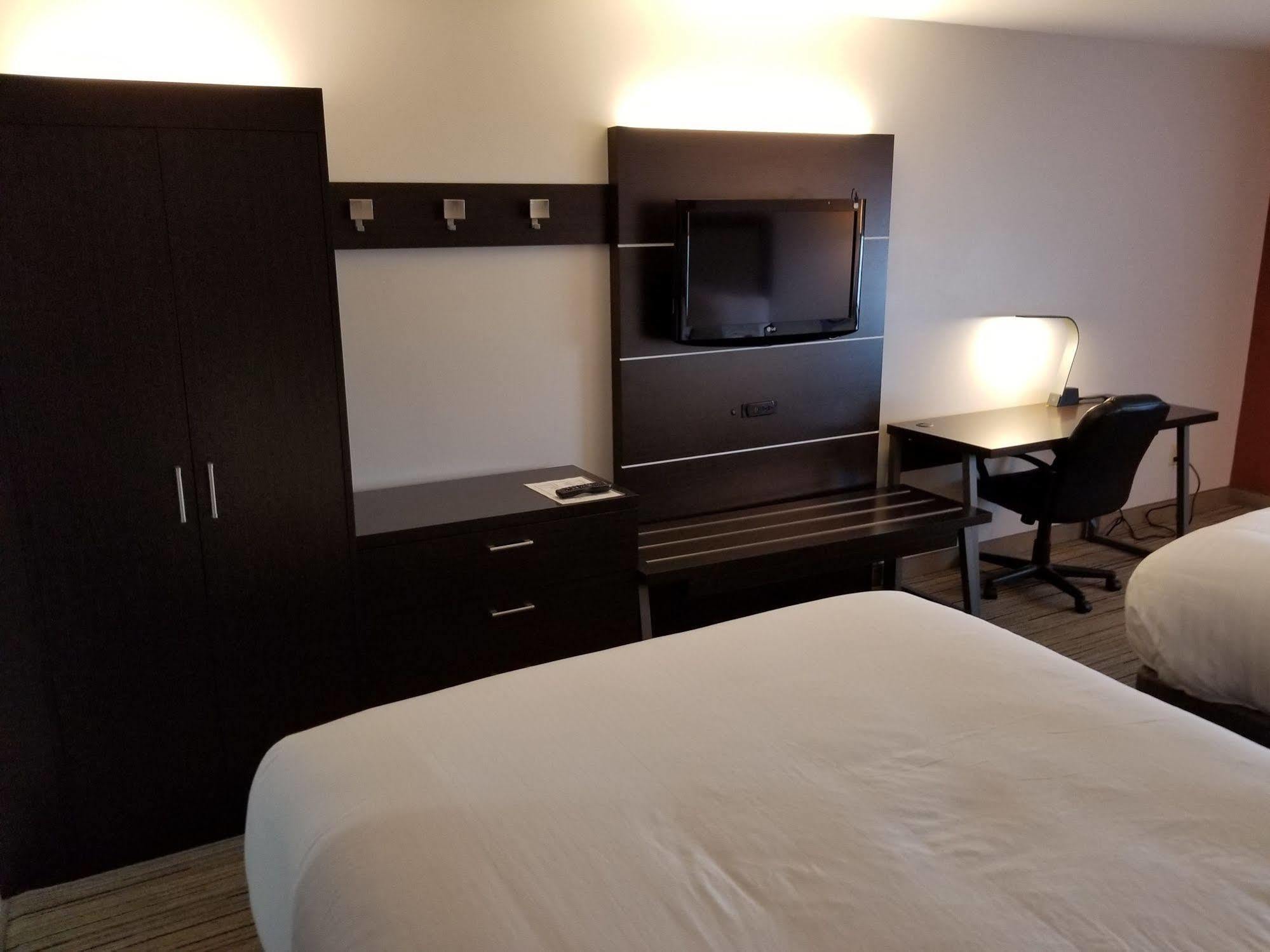 Holiday Inn Express Birch Run-Frankenmuth Area By Ihg Esterno foto