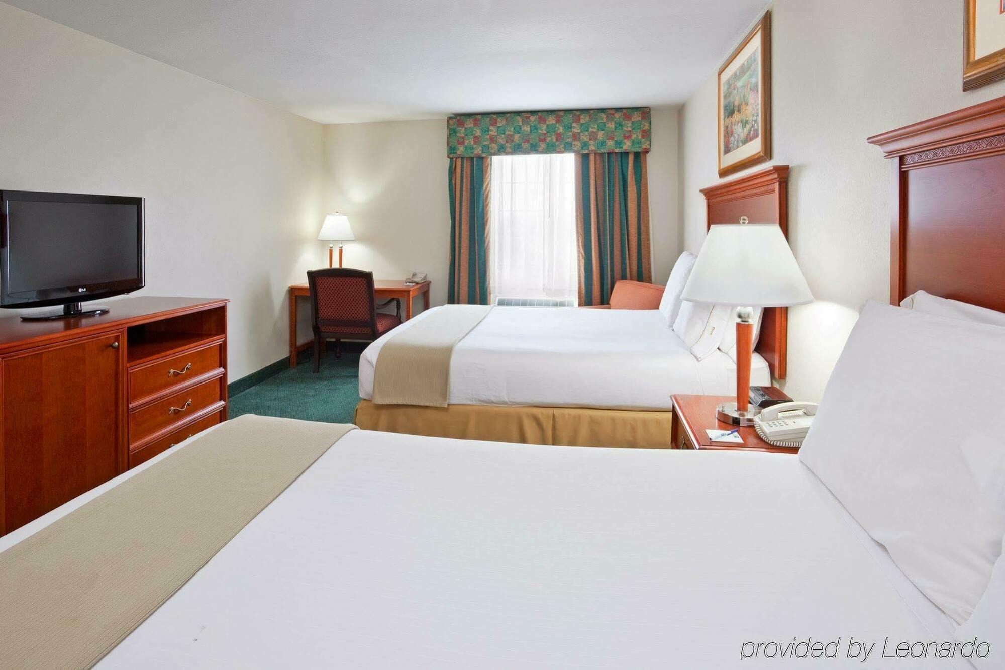 Holiday Inn Express Birch Run-Frankenmuth Area By Ihg Esterno foto